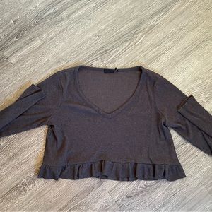 URBAN OUTFITTERS CROPPED SWEATER